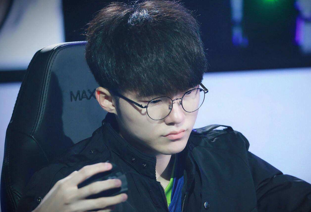 LPL赛事官网更新：LNG二队辅助Mysun加入一队阵容名单